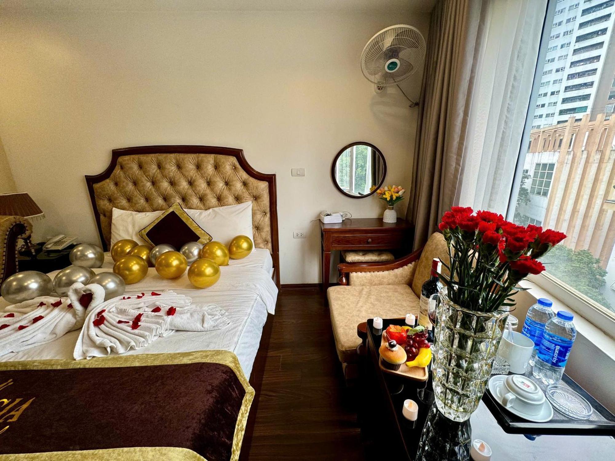 Hoang Gia Hotel Nhan Hoa Hanói Exterior foto
