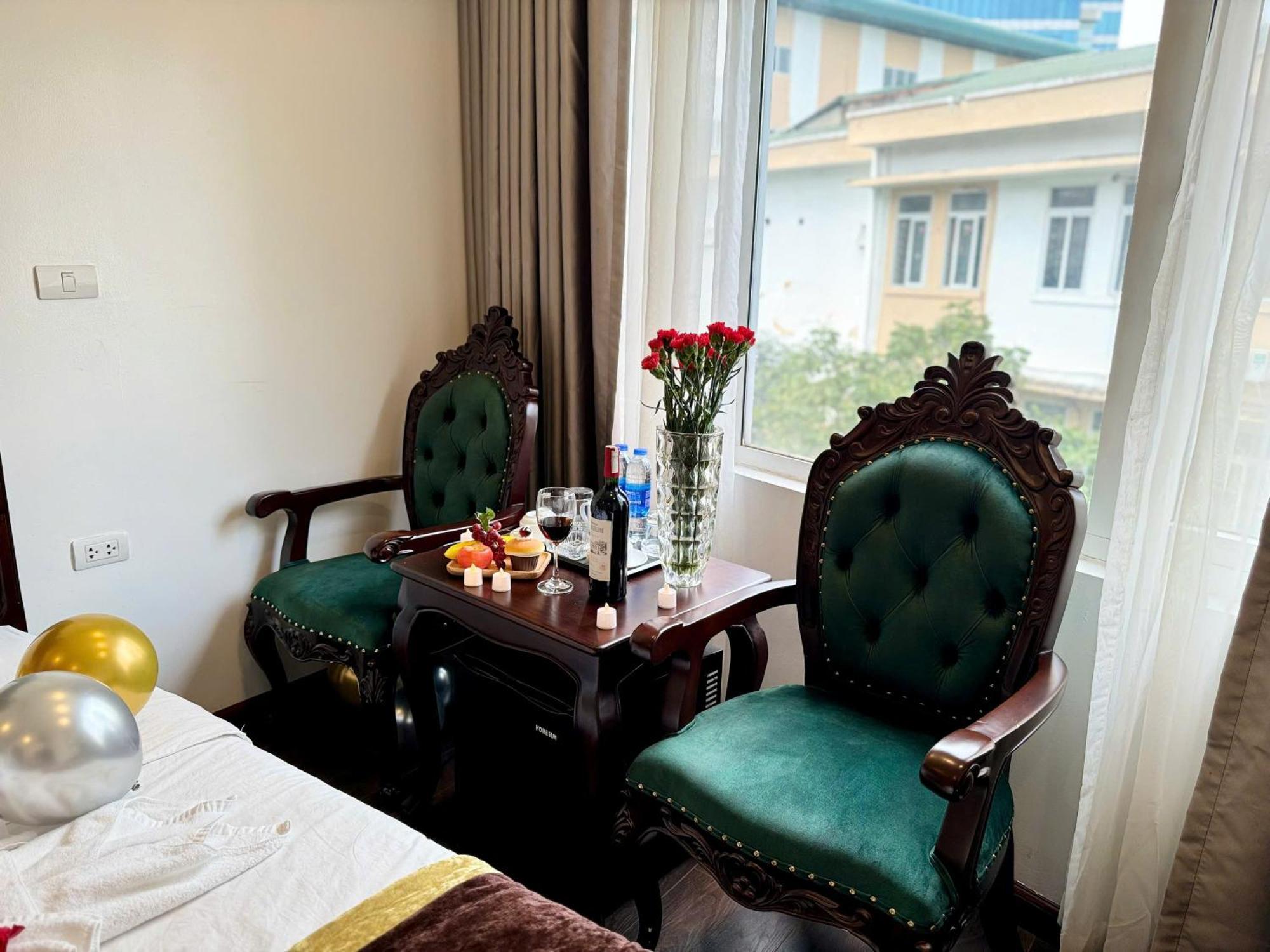 Hoang Gia Hotel Nhan Hoa Hanói Exterior foto